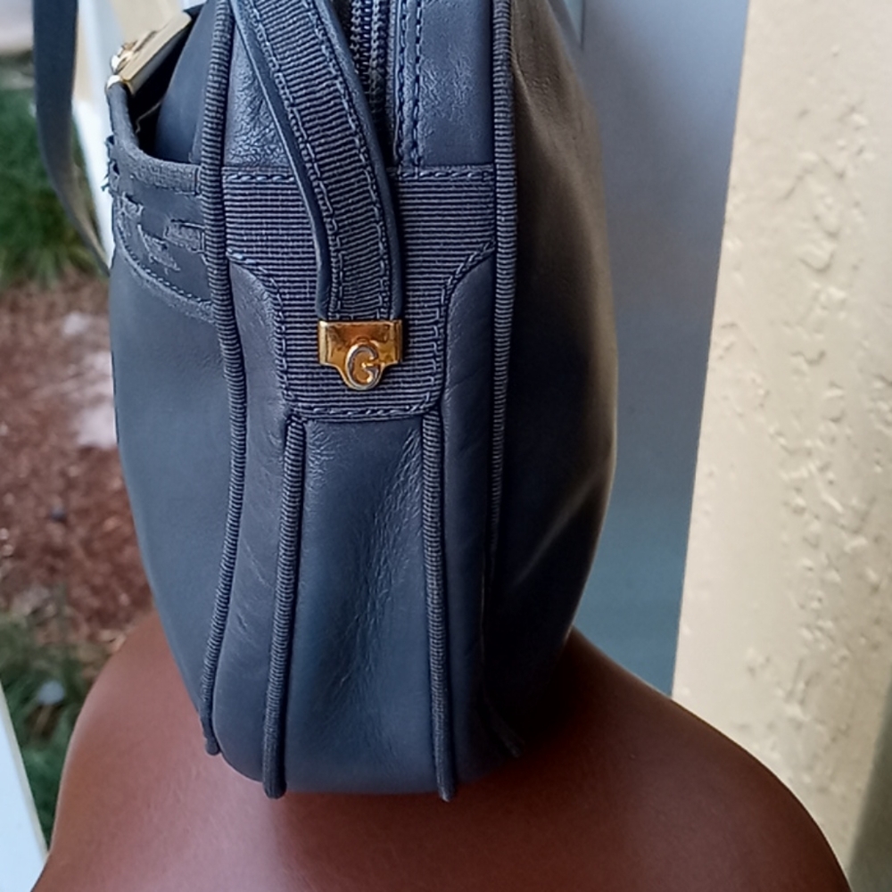 Gucci bag - Picture 3 of 12